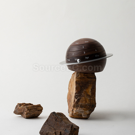 Customization Earth Shaped Wooden Calendar Corporate Gifts