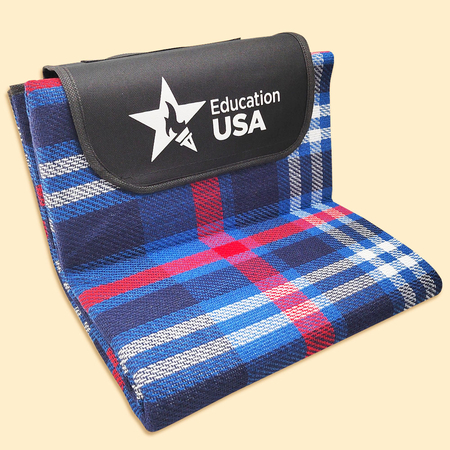 outdoor kits, outdoors gifts, camping products, sports items, camp chair, outdoor first aid kit, picnic kits, corporate gifts, premium gifts, gift supplier, promotional gifts, gift company, souvenirs, gift wholesale, gift ideas